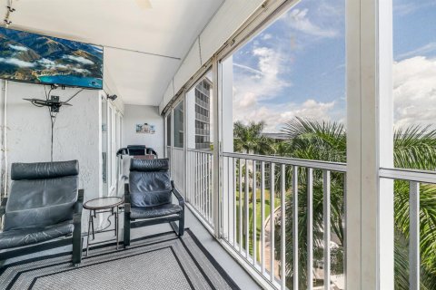 Copropriété à vendre à Deerfield Beach, Floride: 2 chambres, 117.8 m2 № 2368027 - photo 19
