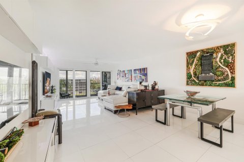 Copropriété à vendre à Deerfield Beach, Floride: 2 chambres, 117.8 m2 № 2368027 - photo 6