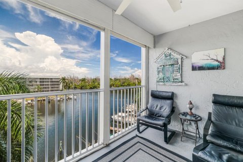 Copropriété à vendre à Deerfield Beach, Floride: 2 chambres, 117.8 m2 № 2368027 - photo 20