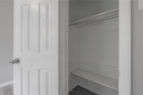 House in Tampa, Florida 2 bedrooms, 75.81 sq.m. № 1903886 - photo 17
