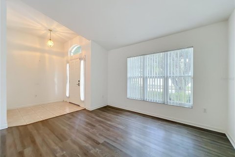 Villa ou maison à vendre à Casselberry, Floride: 4 chambres, 182 m2 № 2411647 - photo 11