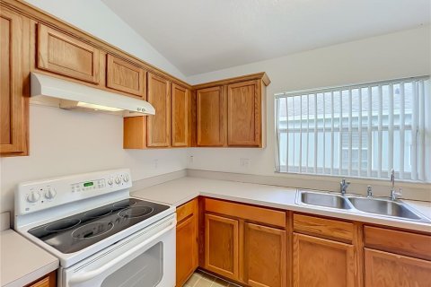 Villa ou maison à vendre à Casselberry, Floride: 4 chambres, 182 m2 № 2411647 - photo 26