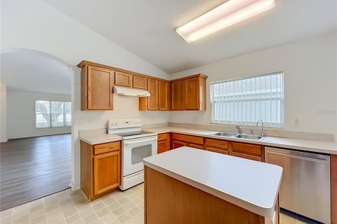 Villa ou maison à vendre à Casselberry, Floride: 4 chambres, 182 m2 № 2411647 - photo 29