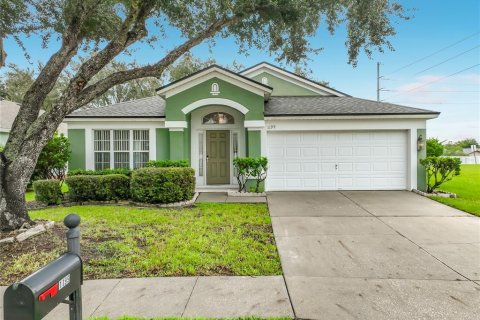 Villa ou maison à Casselberry, Floride 4 chambres, 182 m2 № 2411647
