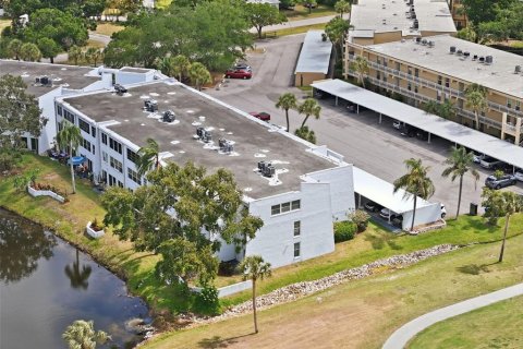 Condominio en venta en Largo, Florida, 3 dormitorios, 181.16 m2 № 2214315 - foto 3