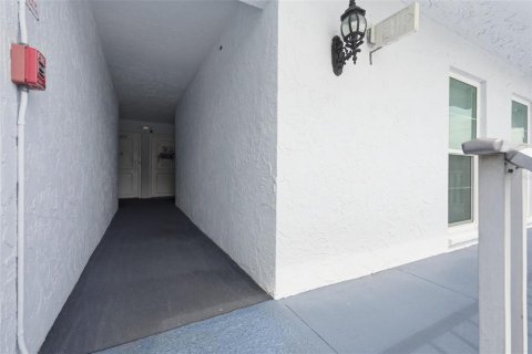 Condominio en venta en Largo, Florida, 3 dormitorios, 181.16 m2 № 2214315 - foto 8