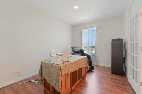 Villa ou maison à vendre à Cape Coral, Floride: 3 chambres, 208.29 m2 № 2210306 - photo 25