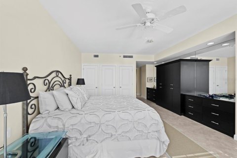 Copropriété à vendre à Longboat Key, Floride: 3 chambres, 223.89 m2 № 2427300 - photo 15