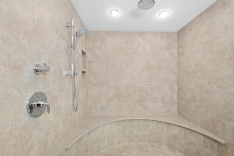 Copropriété à vendre à Longboat Key, Floride: 3 chambres, 223.89 m2 № 2427300 - photo 16