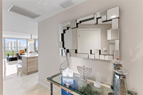 Condominio en alquiler en North Miami Beach, Florida, 3 dormitorios, 144.65 m2 № 2011195 - foto 13