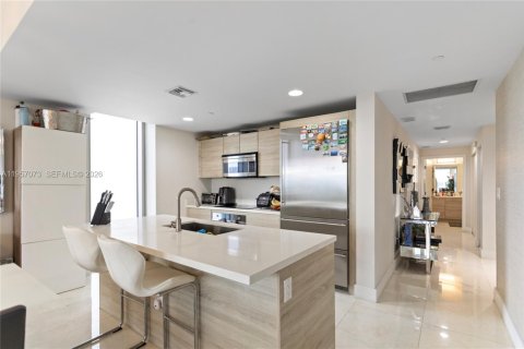 Condominio en alquiler en North Miami Beach, Florida, 3 dormitorios, 144.65 m2 № 2011195 - foto 11