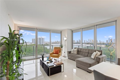 Condominio en alquiler en North Miami Beach, Florida, 3 dormitorios, 144.65 m2 № 2011195 - foto 3