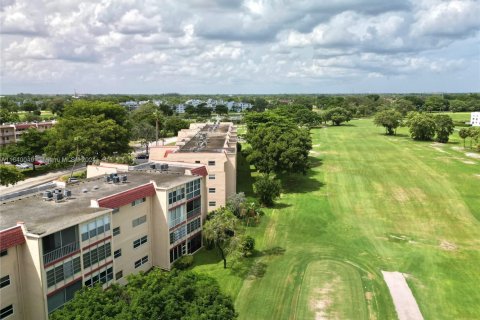 Copropriété à vendre à Margate, Floride: 2 chambres, 86.4 m2 № 2061924 - photo 28