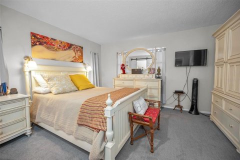 House in Dunedin, Florida 2 bedrooms, 92.81 sq.m. № 1856532 - photo 27