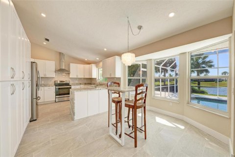 House in Venice, Florida 3 bedrooms, 225.47 sq.m. № 2109379 - photo 27