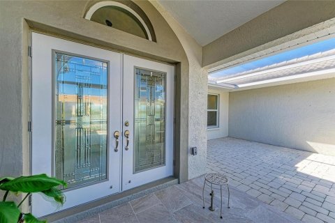House in Venice, Florida 3 bedrooms, 225.47 sq.m. № 2109379 - photo 12