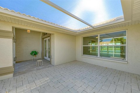 House in Venice, Florida 3 bedrooms, 225.47 sq.m. № 2109379 - photo 14