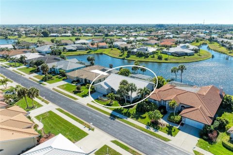 House in Venice, Florida 3 bedrooms, 225.47 sq.m. № 2109379 - photo 6