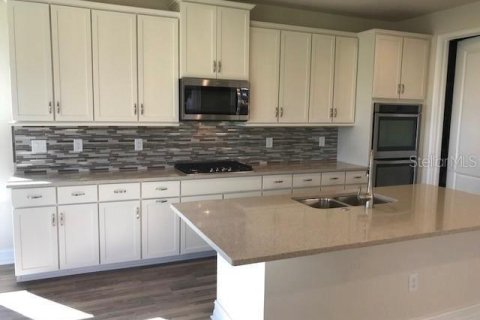 Casa en alquiler en Wesley Chapel, Florida, 4 dormitorios, 294.59 m2 № 1852711 - foto 3