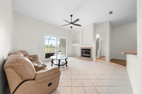 House in Wesley Chapel, Florida 4 bedrooms, 270.35 sq.m. № 1656782 - photo 17
