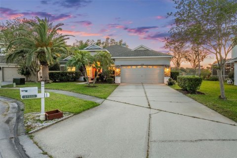 House in Wesley Chapel, Florida 4 bedrooms, 270.35 sq.m. № 1656782 - photo 4