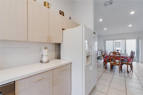 Купить виллу или дом в Майами, Флорида 4 спальни, 161м2, № 1924833 - фото 11