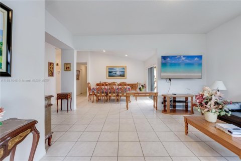 Купить виллу или дом в Майами, Флорида 4 спальни, 161м2, № 1924833 - фото 4