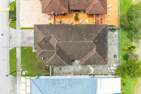 Купить виллу или дом в Майами, Флорида 4 спальни, 161м2, № 1924833 - фото 26