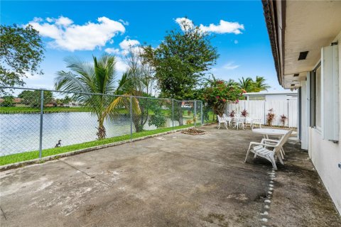 Купить виллу или дом в Майами, Флорида 4 спальни, 161м2, № 1924833 - фото 22