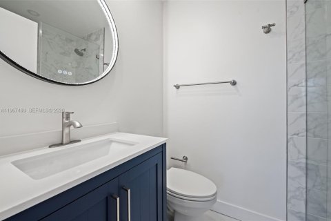 Copropriété à louer à Coral Gables, Floride: 2 chambres, 92.25 m2 № 2028799 - photo 17