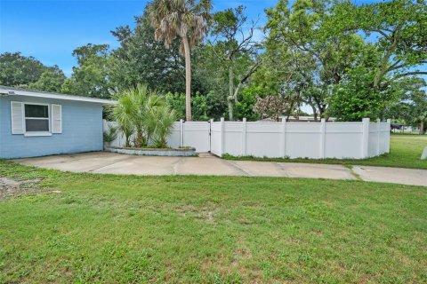Villa ou maison à vendre à South Daytona, Floride: 3 chambres, 132.11 m2 № 2324480 - photo 21