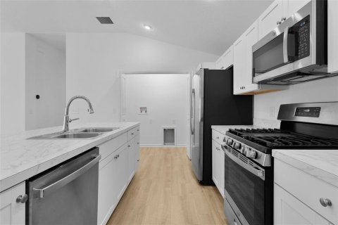 Casa en venta en The Villages, Florida, 2 dormitorios, 111.3 m2 № 2149549 - foto 16