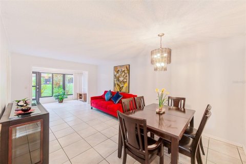 Casa en venta en Clearwater, Florida, 2 dormitorios, 75.44 m2 № 1819168 - foto 10