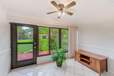 Casa en venta en Clearwater, Florida, 2 dormitorios, 75.44 m2 № 1819168 - foto 16