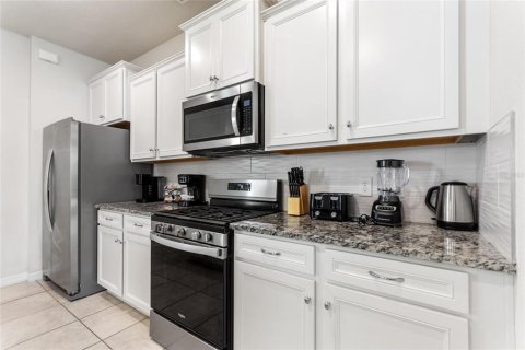 Villa ou maison à vendre à Davenport, Floride: 7 chambres, 313.08 m2 № 2425568 - photo 21