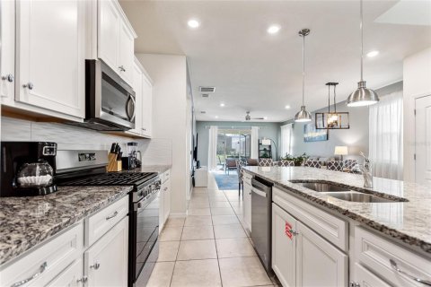 Villa ou maison à vendre à Davenport, Floride: 7 chambres, 313.08 m2 № 2425568 - photo 5