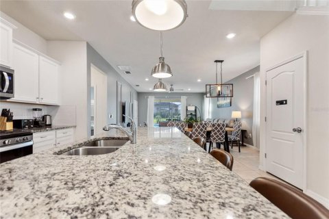 Villa ou maison à vendre à Davenport, Floride: 7 chambres, 313.08 m2 № 2425568 - photo 19