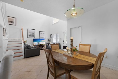 Touwnhouse à vendre à Miramar, Floride: 3 chambres, 121.14 m2 № 1927612 - photo 11