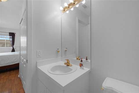 Touwnhouse à vendre à Miramar, Floride: 3 chambres, 121.14 m2 № 1927612 - photo 24