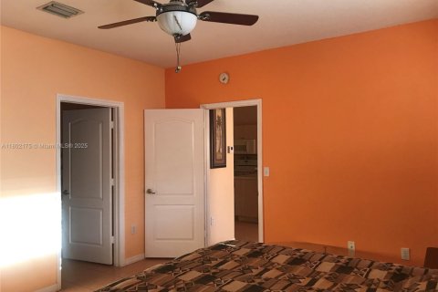 Touwnhouse à louer à Miami, Floride: 3 chambres, 116.31 m2 № 1742466 - photo 16