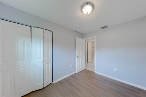 Casa en venta en Clearwater, Florida, 4 dormitorios, 113.43 m2 № 2410416 - foto 18