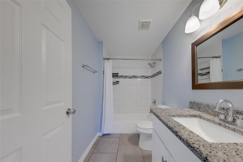 Casa en venta en Clearwater, Florida, 4 dormitorios, 113.43 m2 № 2410416 - foto 23