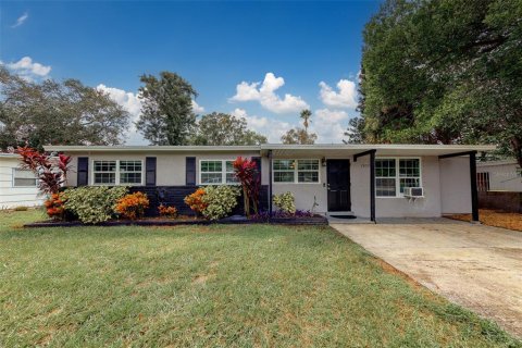 Villa ou maison à Clearwater, Floride 4 chambres, 113.43 m2 № 2410416