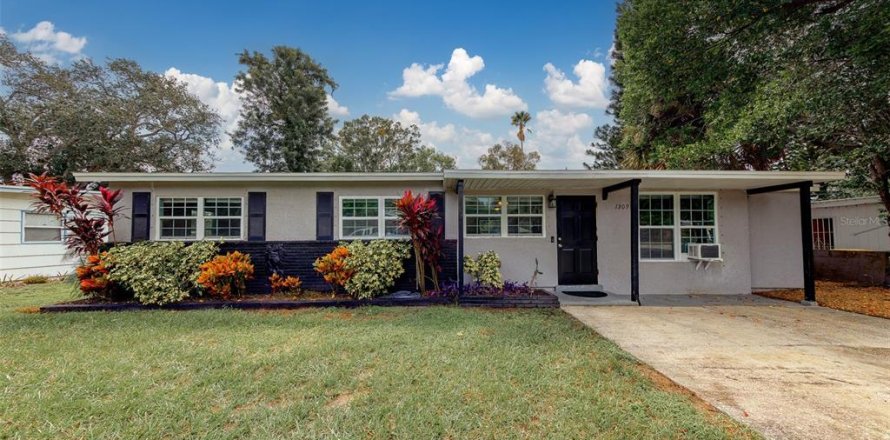 Casa en Clearwater, Florida 4 dormitorios, 113.43 m2 № 2410416