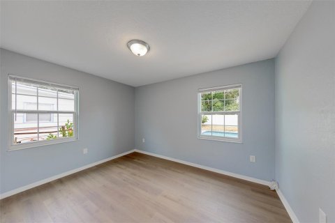 Casa en venta en Clearwater, Florida, 4 dormitorios, 113.43 m2 № 2410416 - foto 24