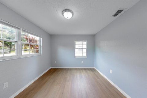 Casa en venta en Clearwater, Florida, 4 dormitorios, 113.43 m2 № 2410416 - foto 28