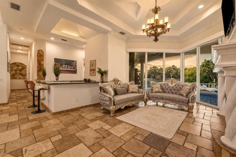 House in Lutz, Florida 5 bedrooms, 436.64 sq.m. № 2204535 - photo 14