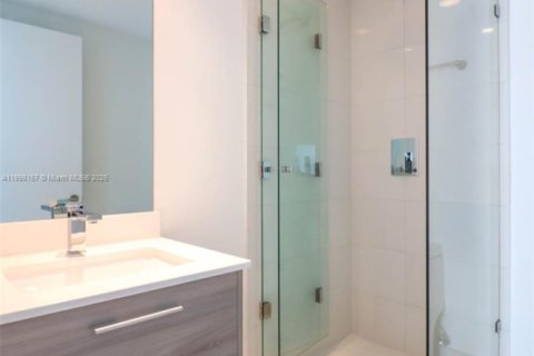 Купить кондоминиум в Майами, Флорида 3 спальни, 107.21м2, № 2061383 - фото 19