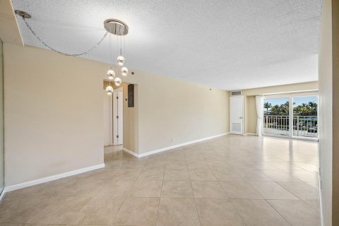 Copropriété à vendre à Highland Beach, Floride: 2 chambres, 97.55 m2 № 2251456 - photo 12