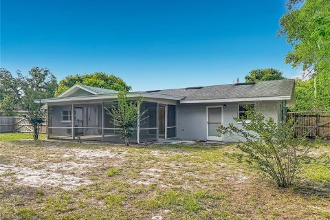 House in Sanford, Florida 4 bedrooms, 151.99 sq.m. № 2121222 - photo 27